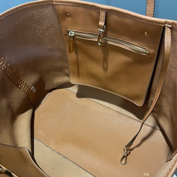 Michael Kors Tote Bag - Picture 11 of 14